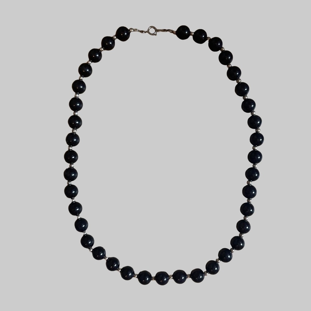 Classic Black & Silver tone Beaded Necklace - Picture 1 of 2